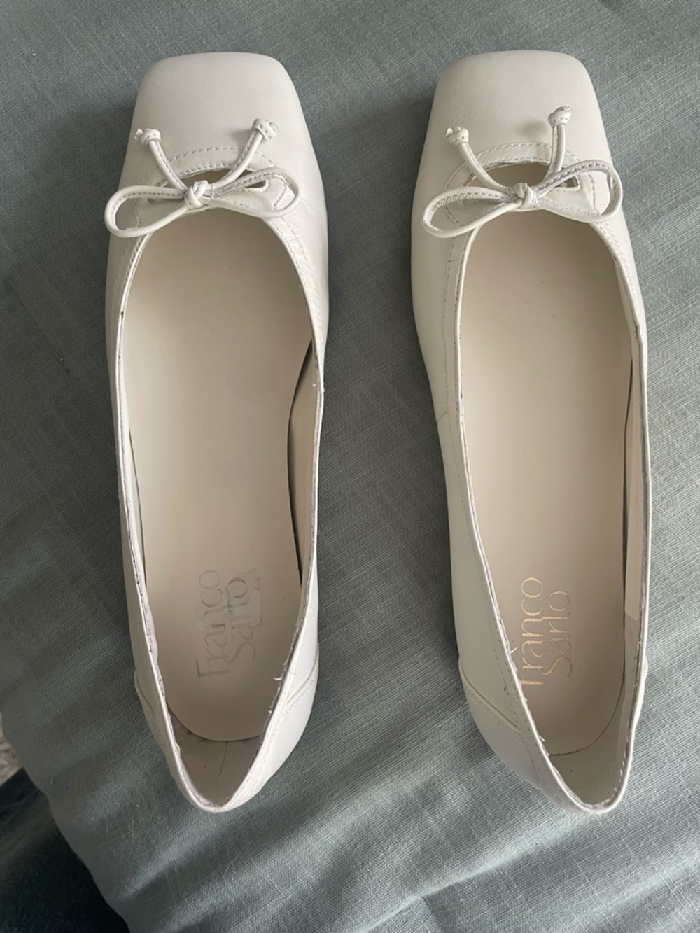 Franco Sarto cream bowed L-Imara ballet flats